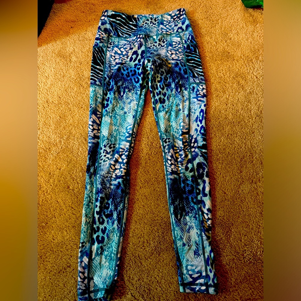 Women’s Compression capris and leggings plus workout clothing